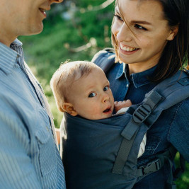 Boba X Grey baby carrier physiological