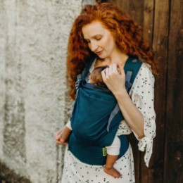 Boba X Grey baby carrier physiological