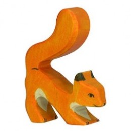 Ecureuil roux jouant Holztiger